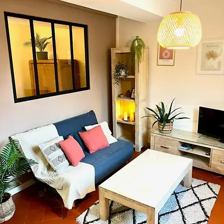 T2 Republique - Centre Historique - Wifi Apartment
